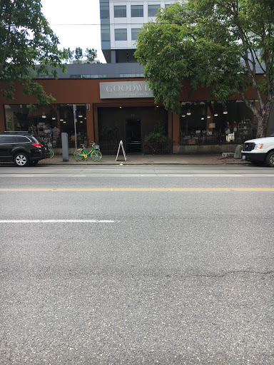 Thrift Store «Goodwill South Lake Union», reviews and photos, 411 Westlake Ave N, Seattle, WA 98109, USA