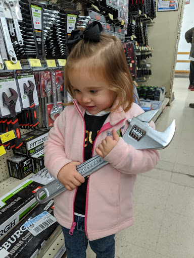 Hardware Store «Harbor Freight Tools», reviews and photos, 1770 Central Ave STE 4, Albany, NY 12205, USA