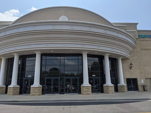 Movie Theater «Regal Cinemas Stonecrest at Piper Glen 22 & IMAX», reviews and photos, 7824 Rea Rd, Charlotte, NC 28277, USA