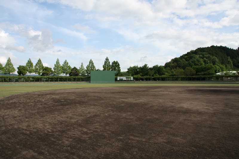 美咲町 中央運動公園野球場