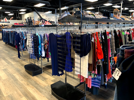 Used Clothing Store «Clothes Mentor», reviews and photos, 2551 45th St S # 113, Fargo, ND 58104, USA