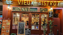 Photos du propriétaire du Restaurant français Le Vieux Bistrot : Spécialité Fromage, Fondue , Raclette, Pierrades à Paris - n°1