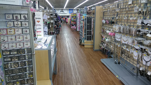 Discount Store «Walmart», reviews and photos, 301 Falls Blvd, Quincy, MA 02169, USA