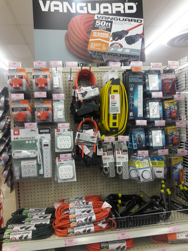 Hardware Store «Harbor Freight Tools», reviews and photos, 3050 N Josey Ln #106, Carrollton, TX 75007, USA