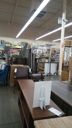 Furniture Store «Cost Plus World Market», reviews and photos, 13990 NE Mill Pl, Woodinville, WA 98072, USA