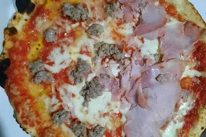 Pinko Pallino - Pizzeria d'Asporto e a Domicilio Cento image