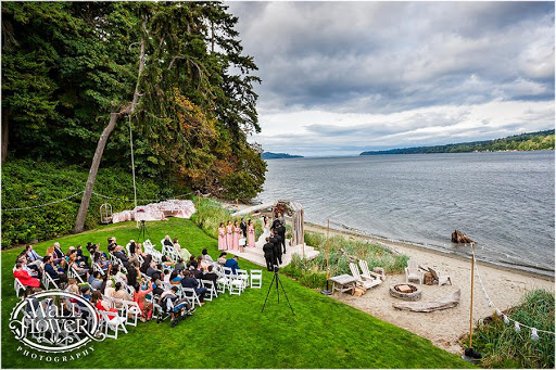 Wedding Venue «The Edgewater House», reviews and photos, 11967 Luna Vista Ave SE, Olalla, WA 98359, USA