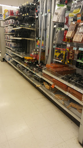 Hardware Store «Harbor Freight Tools», reviews and photos, 34600 Warren Rd, Westland, MI 48185, USA