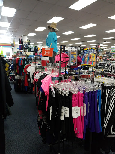 Sporting Goods Store «Big 5 Sporting Goods - Olympia», reviews and photos, 909 Cooper Point Rd SW, Olympia, WA 98502, USA