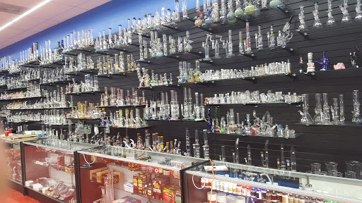 Tobacco Shop «Mr. SMOKE (smoke shop)», reviews and photos, 4347 Gunn Hwy, Tampa, FL 33618, USA