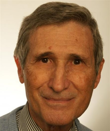 Dr. Joan Francés Tutusaus, Pediatra