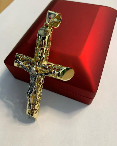 Jeweler «M & NP Jewelers», reviews and photos, 2142 White Plains Rd, Bronx, NY 10462, USA