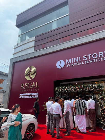 REGAL JEWELLERS MINISTORE - Jewelry store in Koottanad , India