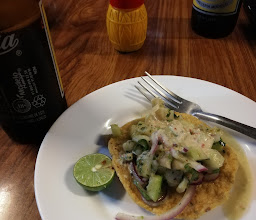 PerraCruda Botanero photo