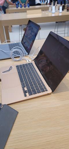 Computer Store «Apple MarketStreet», reviews and photos, 1220 Market St, Lynnfield, MA 01940, USA