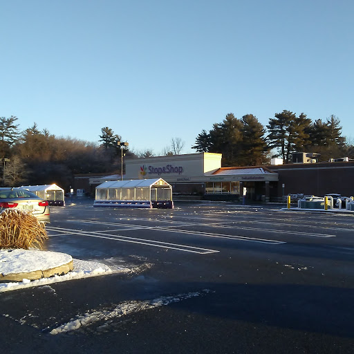 Grocery Store «Stop & Shop», reviews and photos, 265 Main St, North Reading, MA 01864, USA