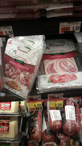 Supermarket «Market 32», reviews and photos, 990 Torringford St, Torrington, CT 06790, USA