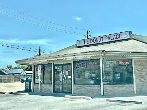 Donut Shop «Donut Palace», reviews and photos, 14540 S Josey Ln, Dallas, TX 75234, USA