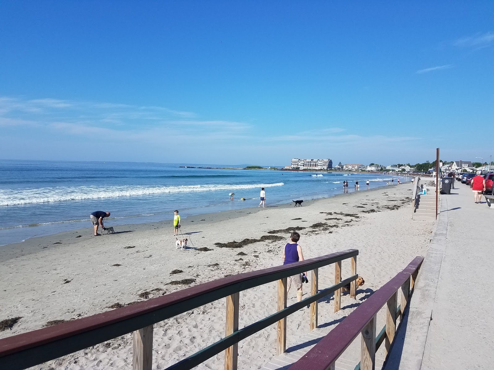 Photo de Goochs beach avec sable lumineux de surface