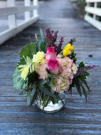 Florist «Florist Of Covington», reviews and photos, 2640 N Hwy 190, Covington, LA 70433, USA