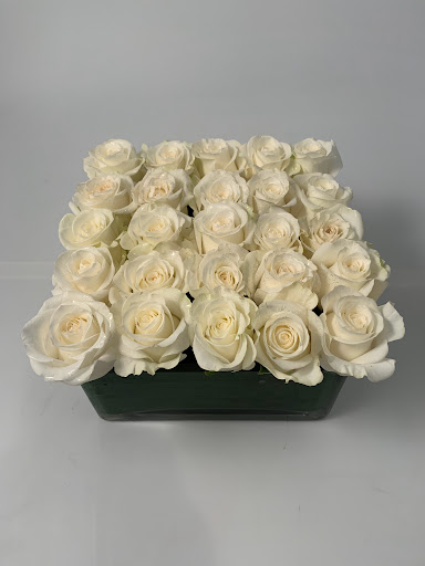 Florist «Blossoms», reviews and photos, 33866 Woodward Ave, Birmingham, MI 48009, USA