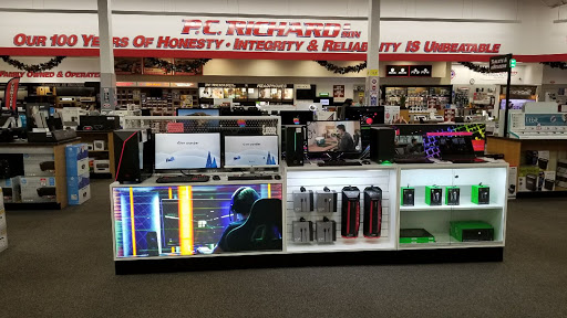 Appliance Store «P.C. Richard & Son», reviews and photos, 136-03 20th Ave, College Point, NY 11356, USA