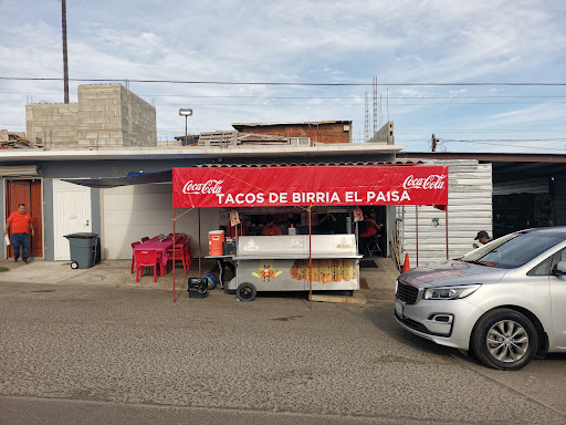 Tacos de Birria EL PAISA