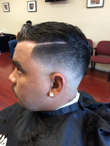 Barber Shop «Upper Kutz Barber Shop», reviews and photos, 8011 Watt Ave, Antelope, CA 95843, USA