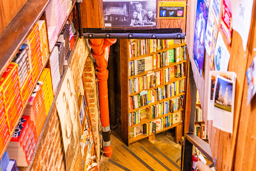 Book Store «City Lights Booksellers & Publishers», reviews and photos, 261 Columbus Ave, San Francisco, CA 94133, USA