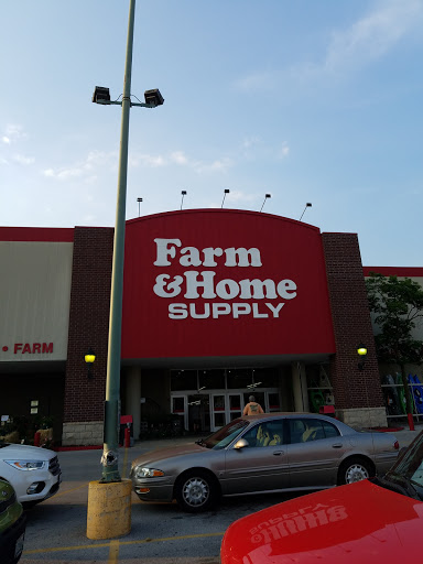 Department Store «Alton Farm & Home Supply», reviews and photos, 2600 Homer Adams Pkwy, Alton, IL 62002, USA
