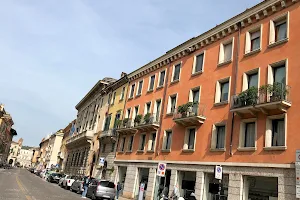 Verona Romana Apartments image