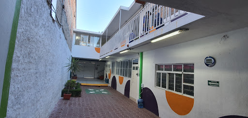 Jardín de niños Cristóbal Colón / instituto educativo de formación integral sc