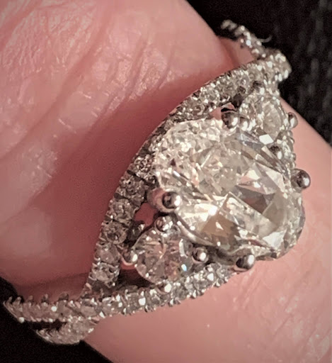 Jeweler «Powers Jewelry Designers», reviews and photos, 301 E Wisconsin Ave, Milwaukee, WI 53202, USA