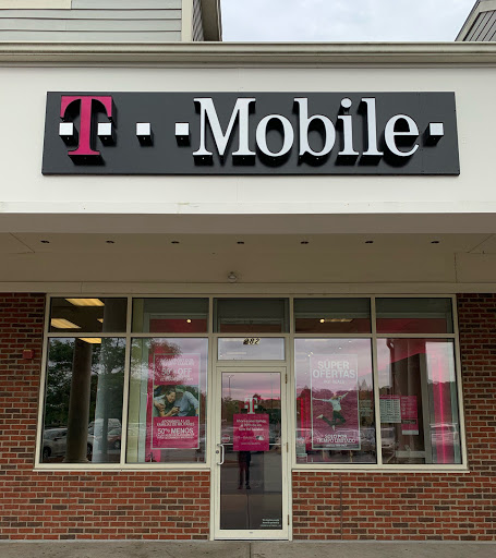 T-Mobile, 282 Garfield Ave, Cranston, RI 02920, USA, 