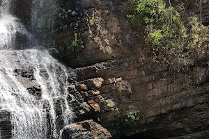 Cachoeira do Indaiá image