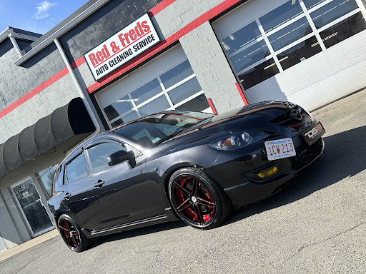 Red & Fred's Auto Cleaning Services en West Springfield