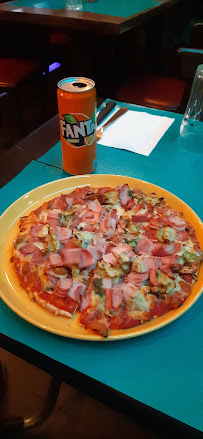 Plats et boissons du Livraison de pizzas La Pizza' à Wingles - n°7