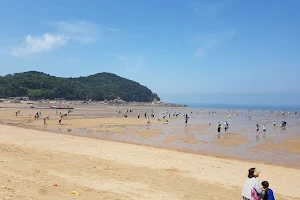 Eurwangni Beach image