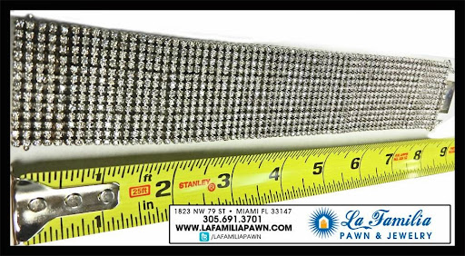 Pawn Shop «La Familia Pawn and Jewelry», reviews and photos, 1823 NW 79th St, Miami, FL 33147, USA