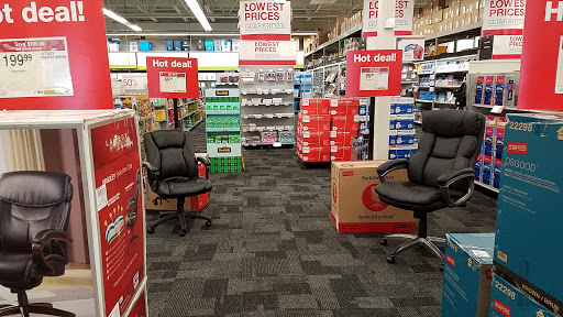Office Supply Store «Staples», reviews and photos, 1600 S Grand Hwy, Clermont, FL 34711, USA