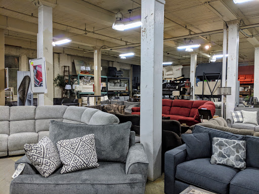 Used Office Furniture Store «City Liquidators: Used Office Furniture», reviews and photos, 830 SE 3rd Ave, Portland, OR 97214, USA