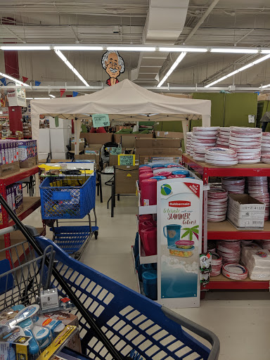 Shopping Mall «Hampton Plaza Shopping Center», reviews and photos, 4033 W Mercury Blvd, Hampton, VA 23666, USA