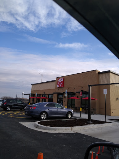 Shopping Mall «Rivercrest Shopping Center», reviews and photos, 13120 Rivercrest Dr, Crestwood, IL 60445, USA