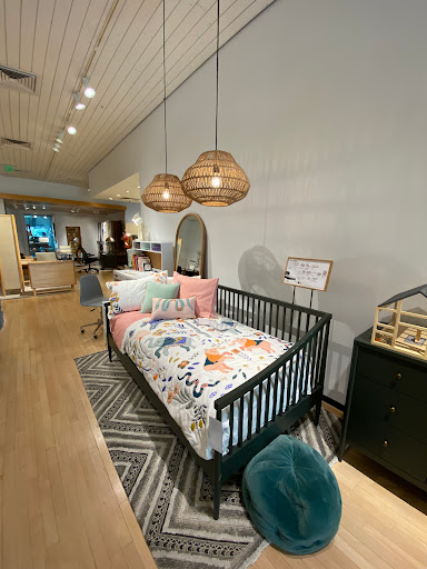 Furniture Store «Crate and Barrel», reviews and photos, 555 Bellevue Way NE, Bellevue, WA 98004, USA