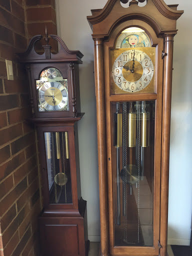 Jewelry Repair Service «Watch, Clock & Jewelry Repair», reviews and photos, 609 1st Capitol Dr, St Charles, MO 63301, USA