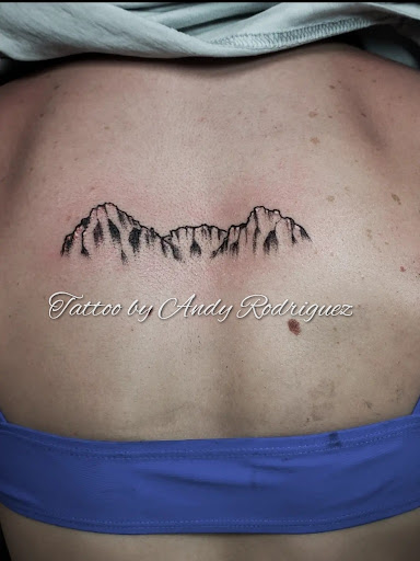 Tattoo Shop «Frontier Tattoo Company», reviews and photos, 2510 E Hunt Hwy #12, San Tan Valley, AZ 85143, USA