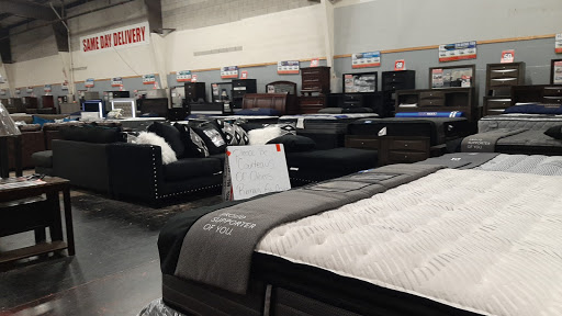 Furniture Store «American Freight Furniture and Mattress», reviews and photos, 3125 Lake Eastbrook Blvd SE, Grand Rapids, MI 49512, USA