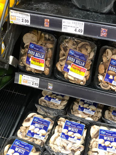 Grocery Store «Kroger», reviews and photos, 120 S Memorial Dr, New Castle, IN 47362, USA