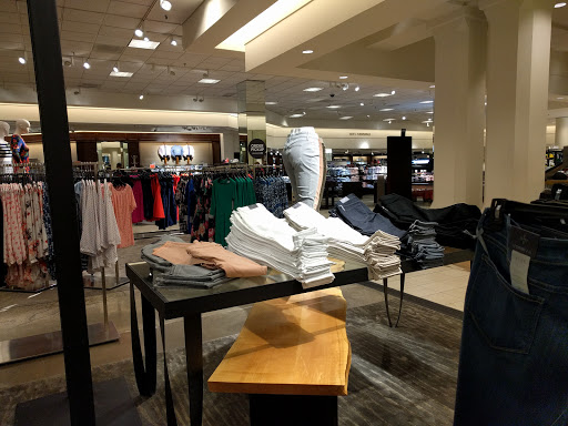 Department Store «Nordstrom Downtown Portland», reviews and photos, 701 SW Broadway, Portland, OR 97205, USA