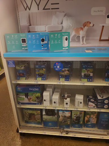 Pet Supply Store «PetSmart», reviews and photos, 238 Atlantic Ave, Brooklyn, NY 11201, USA